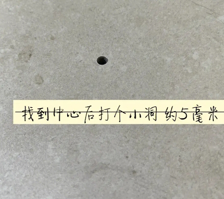 浑江瓷砖空鼓维修公司专业解答在瓷砖铺贴过程中，如果砂料搅拌不均匀，将会带来以下问题